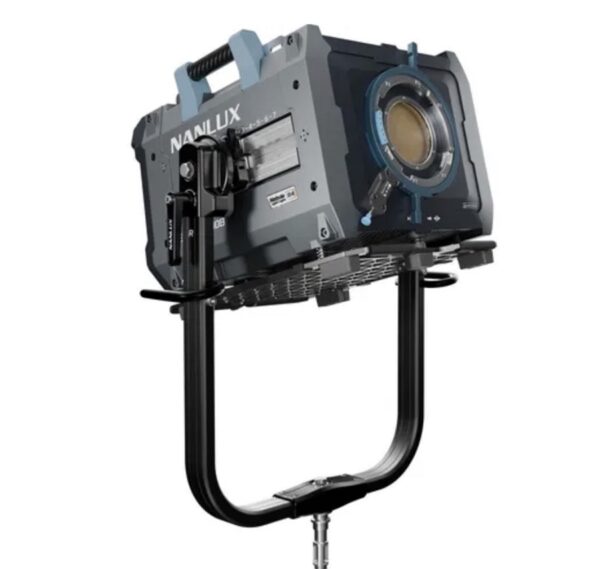 Nanlux Evoke 5000B + Reflector 30°
